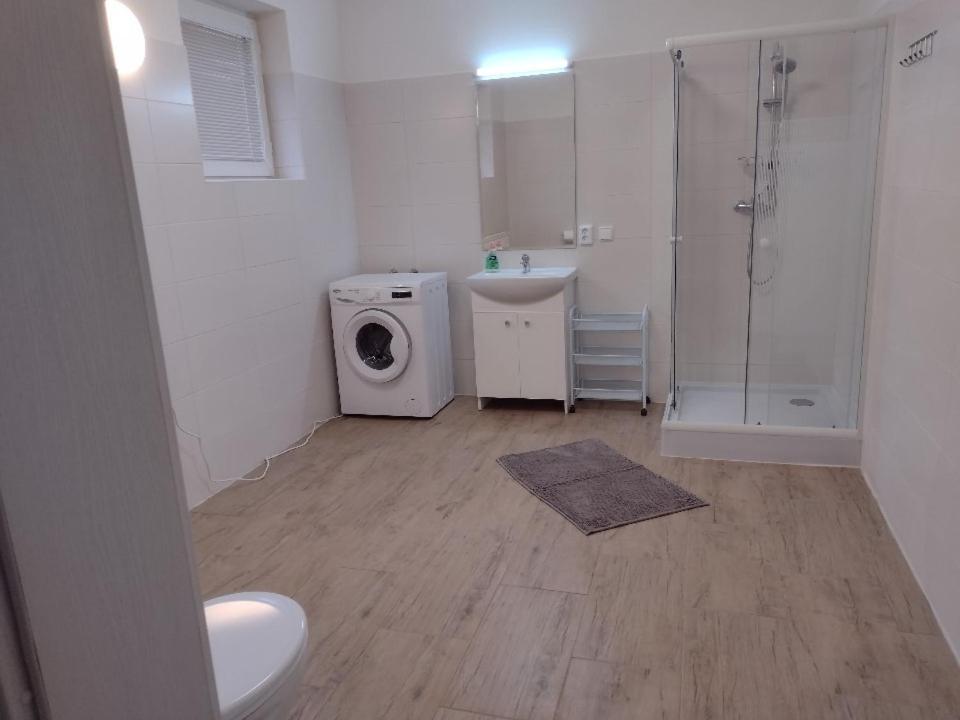 Appartement In Nitra Under The Zobor-Hill Екстериор снимка