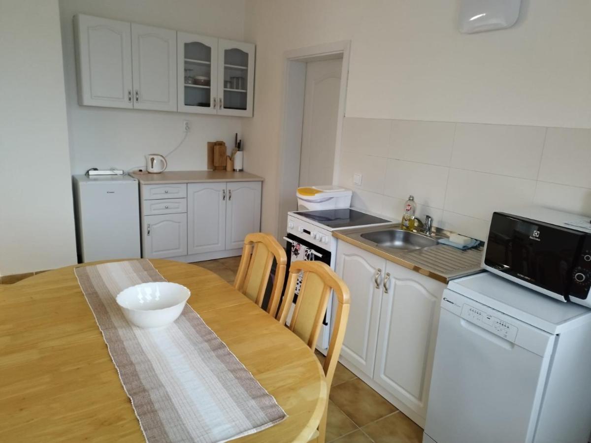 Appartement In Nitra Under The Zobor-Hill Екстериор снимка